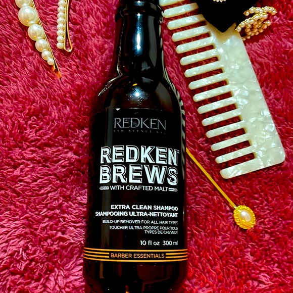 REDKEN BREWS EXTRA CLEAN SHAMPOO - Picture 2 of 3